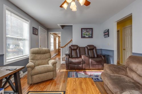 10 Whittaker Cir, Concord NH 03303-1589 exterior