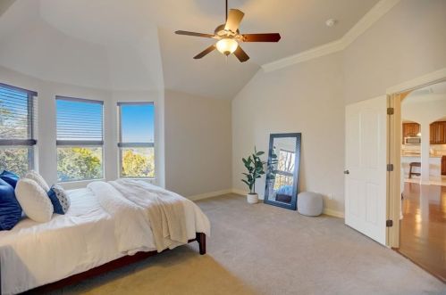 13409 Coleto Creek Trl, Austin TX 78732-2072 exterior