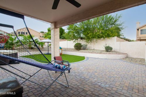 1004 Amberwood Dr, Phoenix AZ  85048-1937 exterior