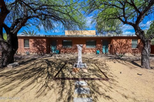 2527 Lee St, Tucson, AZ 85716-3421