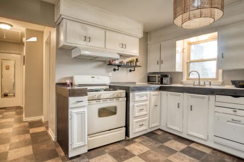 431 Giles Rd, Meskegon MI  49445-1319 exterior