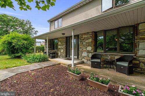 1011 Milkweed Rd, Huntingdon Valley, PA 19006-3315