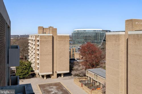 1245 4th St, Washington DC 20002-3431 exterior