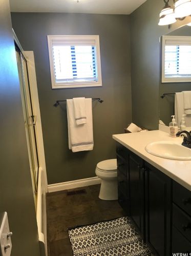 8826 1700, Sandy UT 84092-5169 exterior