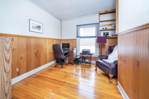 910 Davis St, Kalamazoo MI 49008-1195 exterior