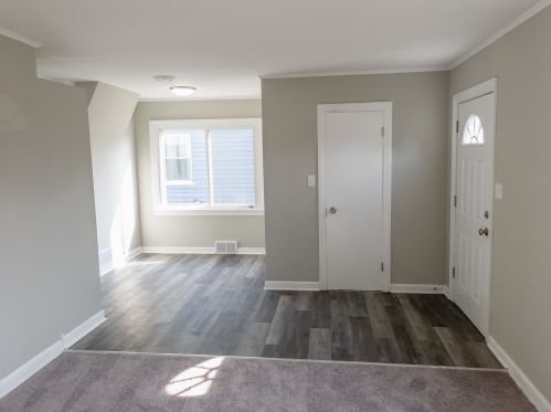 12819 Throop St, Chicago IL 60827-6421 exterior