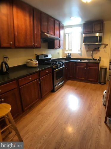 1606 Capitol St, Washington DC 20002-1012 exterior