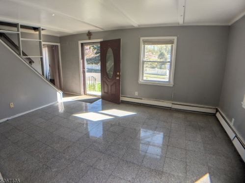 21 Franklin Ave, Montclair NJ  07042-2407 exterior