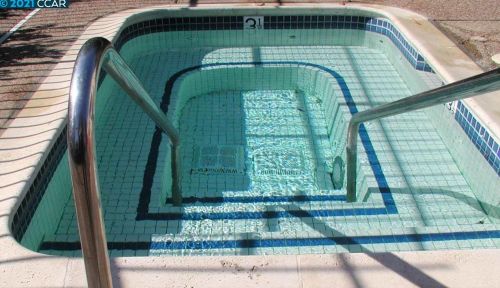 1410 Bel Air Dr, Concord CA 94521-2883 exterior