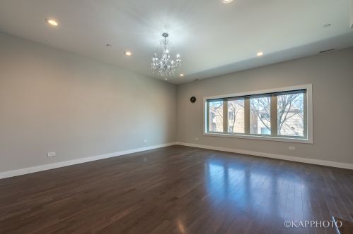 3535 Maplewood Ave, Chicago, IL 60632