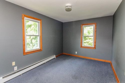 387 Putnam Pike, Killingly CT 06241-1608 exterior