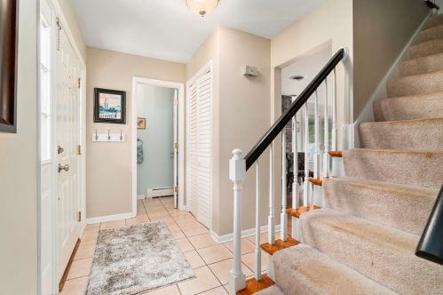 508 13th St, Saint Charles, IL 60174-3649