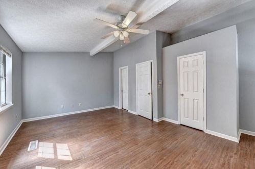 689 Lake Dr, Lithonia GA  30039-6683 exterior