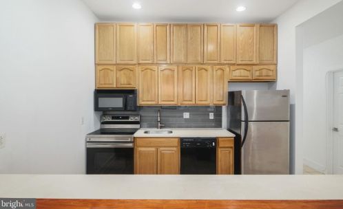 2218 Frankford Ave, Philadelphia PA  19125-2008 exterior