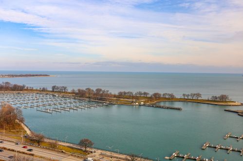 3150 Lake Shore Dr, Chicago IL  60657-4810 exterior