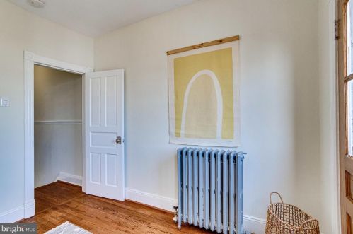 1312 Emerald St, Washington DC 20002-5431 exterior