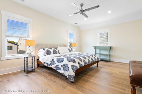 170 Osborne Ave, Point Pleasant Beach NJ  08742-4624 exterior