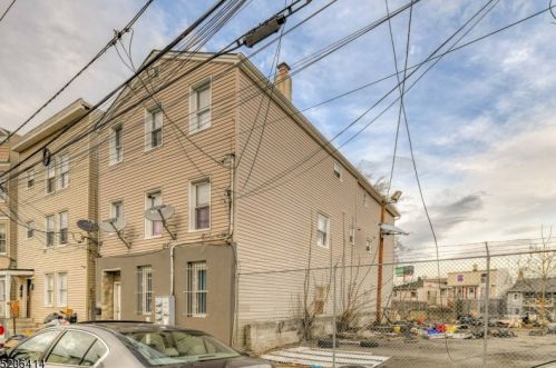 187 Jackson St, Paterson, NJ 07503-3003