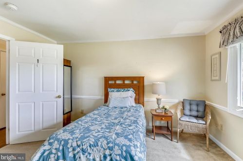 2804 Blazer Ct, Silver Spring MD 20906-2319 exterior