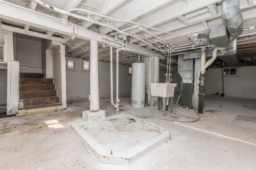 2414 55th St, Milwaukee WI  53210-2743 exterior