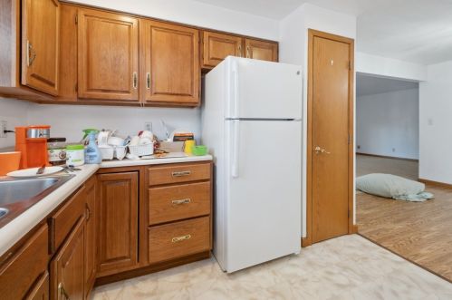 41 Glenmore Ave, Pittsburgh PA 15216-2124 exterior