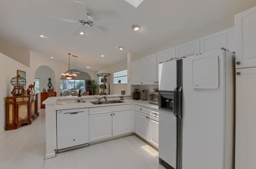 9679 Harbour Lk Cir, Boynton Beach FL 33437-3812 exterior