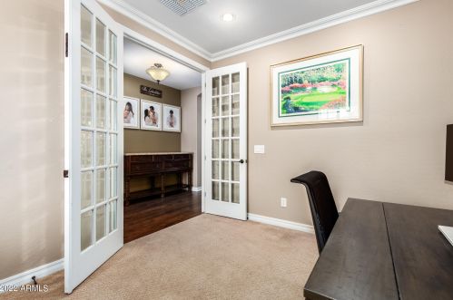 150 Horseshoe Dr, Chandler AZ 85249-4276 exterior