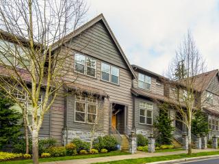 10127 Morrison St, Portland, OR 97225-6997