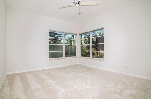 4702 Oak Leaf Dr, Naples FL 34119-8574 exterior