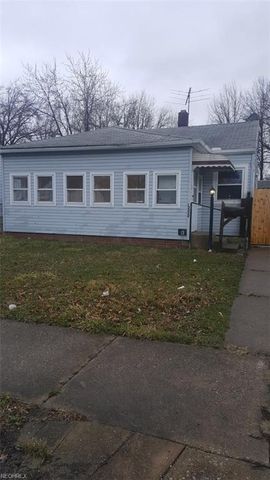 12022 Lena Ave, Cleveland OH  44135-3024 exterior