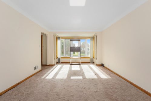 6130 Moody Ave, Chicago IL 60638-3545 exterior