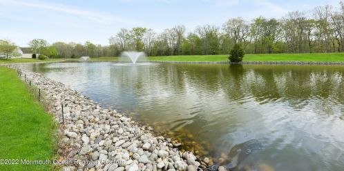 24 Cromwell Ln, Jackson Twp NJ 08527-4687 exterior