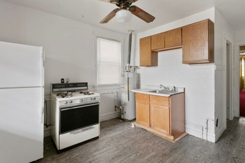 8809 Lowe Ave, Chicago IL 60620-2129 exterior