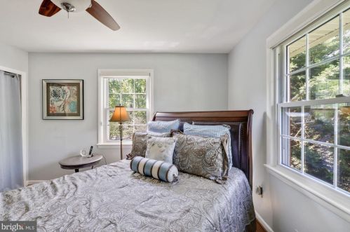 10601 Woodsdale Dr, Silver Spring MD 20901-1547 exterior