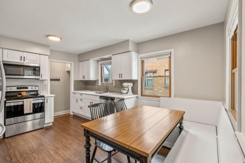 8624 Becher St, Milwaukee WI  53227-1726 exterior