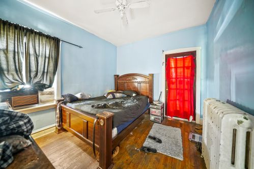 5054 Fletcher St, Chicago IL 60641-5037 exterior