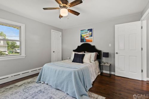 26 Fern St, Edison NJ  08817-4206 exterior