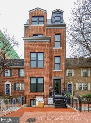 1313 11th St, Washington DC 20001-4219 exterior