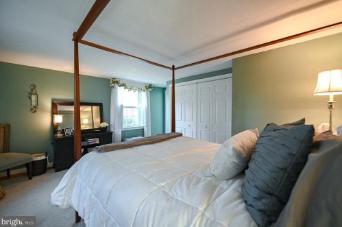 918 Church St, Limerick PA 19468-2123 exterior