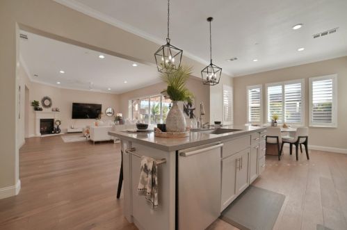 4924 Laurel Dr, Concord CA  94521-1446 exterior