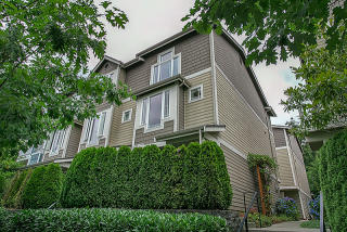 1706 14 Ave, Seattle WA  98177-3867 exterior