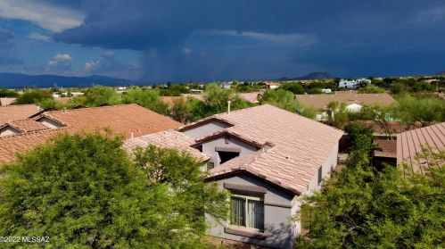 4051 Still Canyon Pass, Tucson AZ  85745-4166 exterior