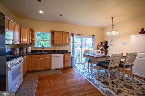 110 Franklin St, Trenton NJ 08610-6119 exterior