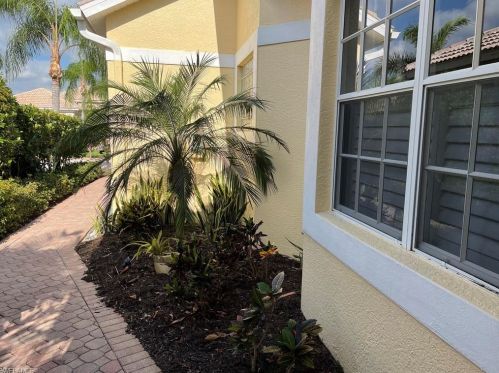 14813 Glen Eden Dr, Naples, FL 34110-4609