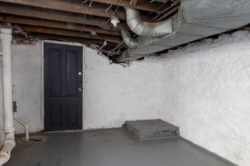 611 Kendall St, Pittsburgh PA  15201-2412 exterior