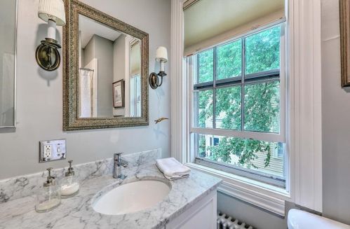 93 Power St, Providence RI  02906-1013 exterior