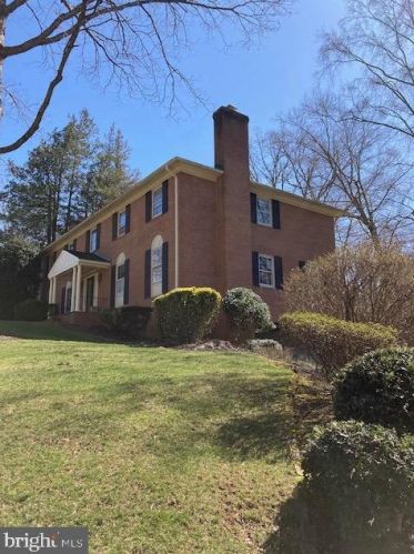 4032 40 Rd, Arlington VA 22207-4805 exterior