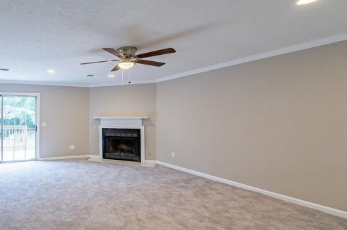 4029 Bayside Cir, Atlanta GA exterior