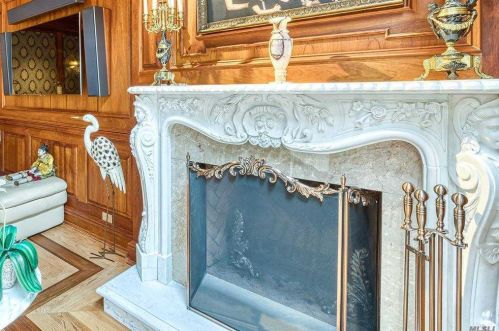 29 Arista Dr, Huntington Station NY 11746-4912 exterior