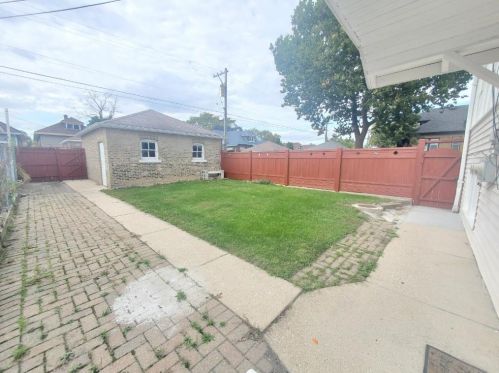 1900 59 Ave, Chicago IL 60804-2123 exterior